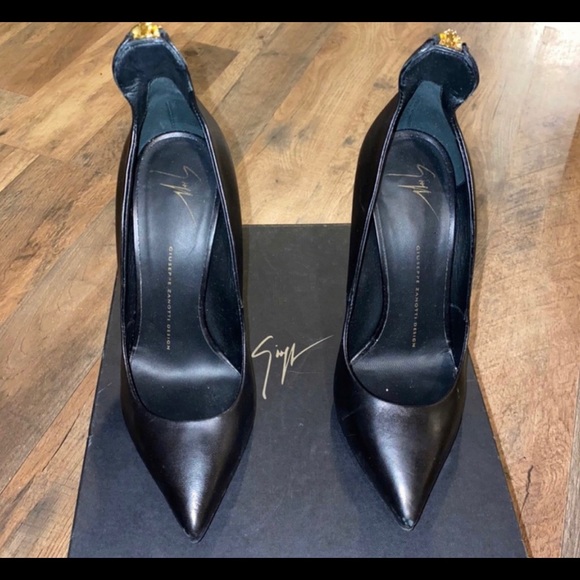 💯 authentic Giuseppe Zanotti heels - Picture 2 of 3